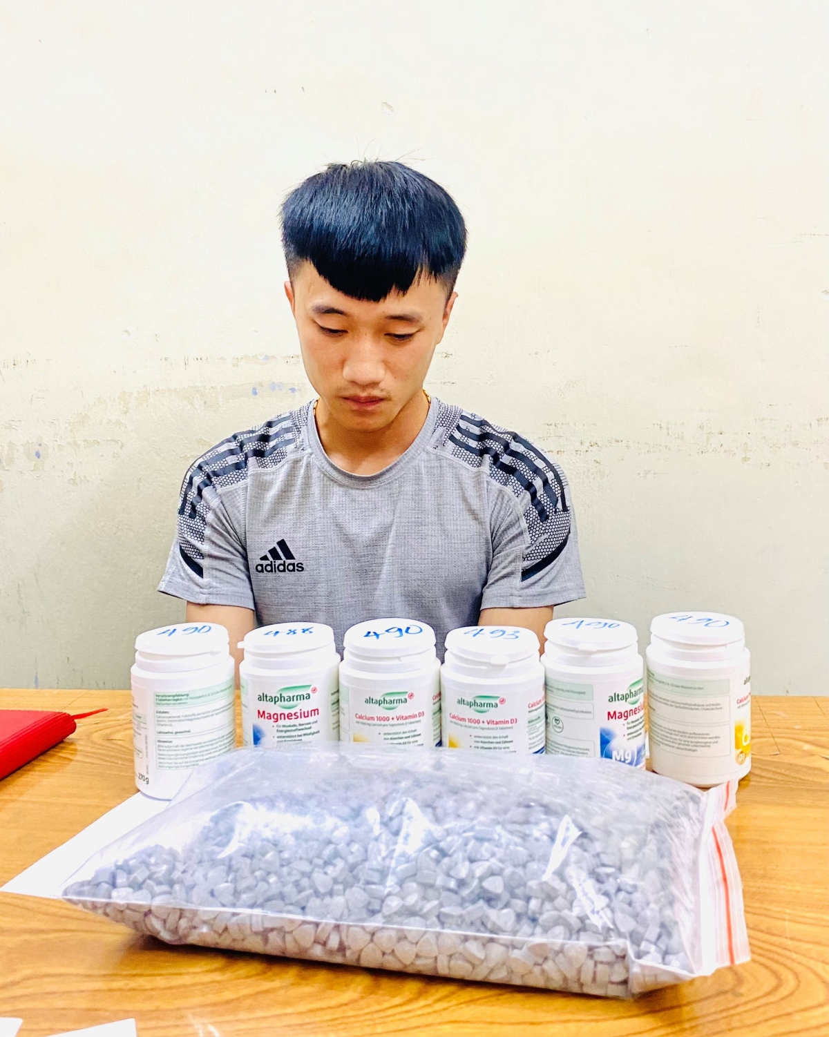 Nguyễn Duy Long sau khi bị bắt