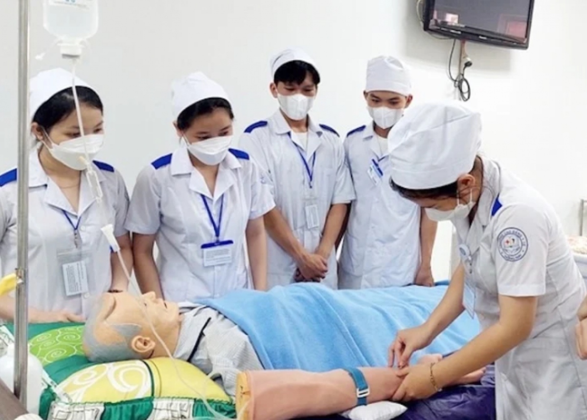 Nhiều trường đại học ngành y dược tuyển bổ sung. (Ảnh minh hoạ).
