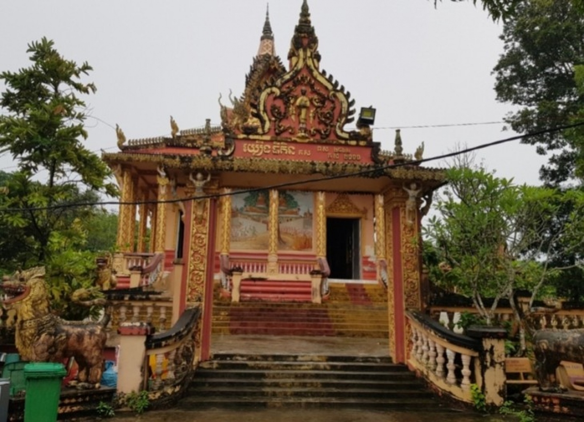 The main hall of Som Rong pagoda (Photo: Ngoc Anh)