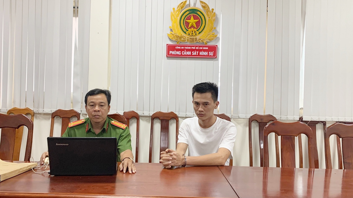 Theo cơ quan điều tra, Phan Công Khanh vướng lao lý từ việc thua nợ cờ bạc 100 tỷ đồng
