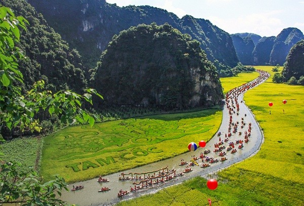 The third prize goes to to Do Thi Tuyet Nhung of Hanoi.