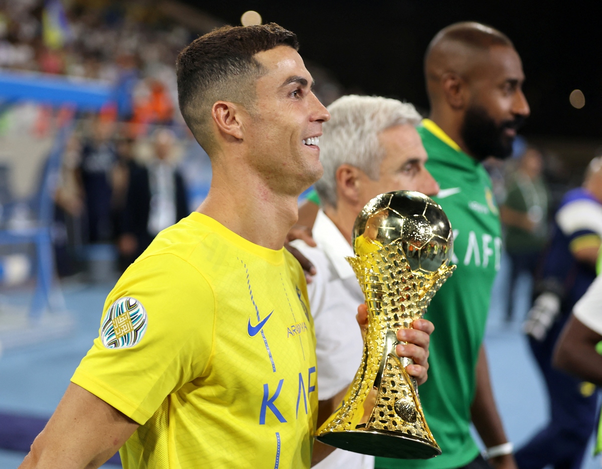 Ronaldo tỏa sáng rực rỡ trong trận chung kết Arab Club Champions Cup (Ảnh: Reuters).