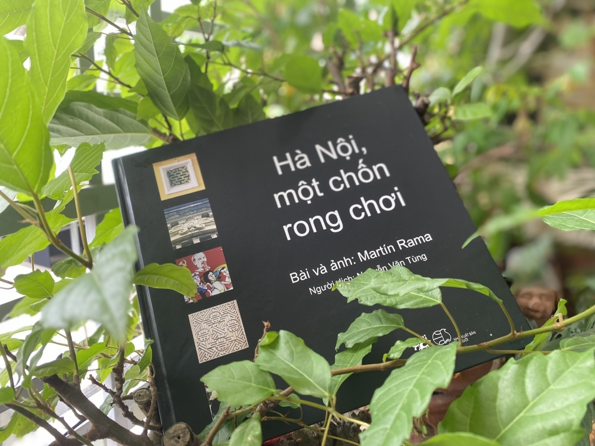 "Hà Nội một chốn rong chơi", cuốn sách đầu tiên về Thủ đô của tác giả Martin Rama.