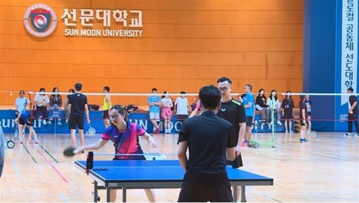 A table tennis match at 13th Vietnam Student Sports Festival