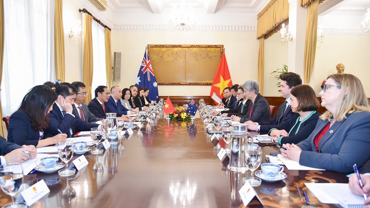 Bộ trưởng Ngoại giao Bùi Thanh Sơn và Bộ trưởng Ngoại giao Australia Penny Wong đã đồng chủ trì Hội nghị Bộ trưởng Ngoại giao Việt Nam - Ausralia lần thứ 5.