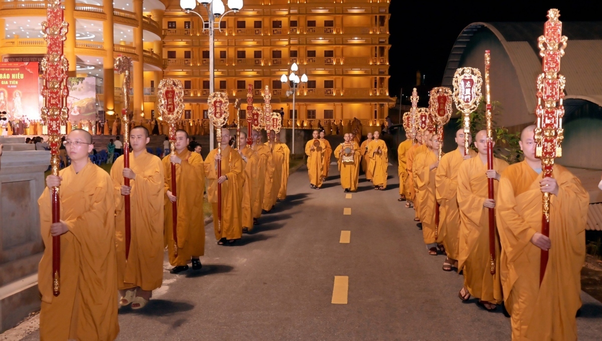 A parade of monks is held at the event.