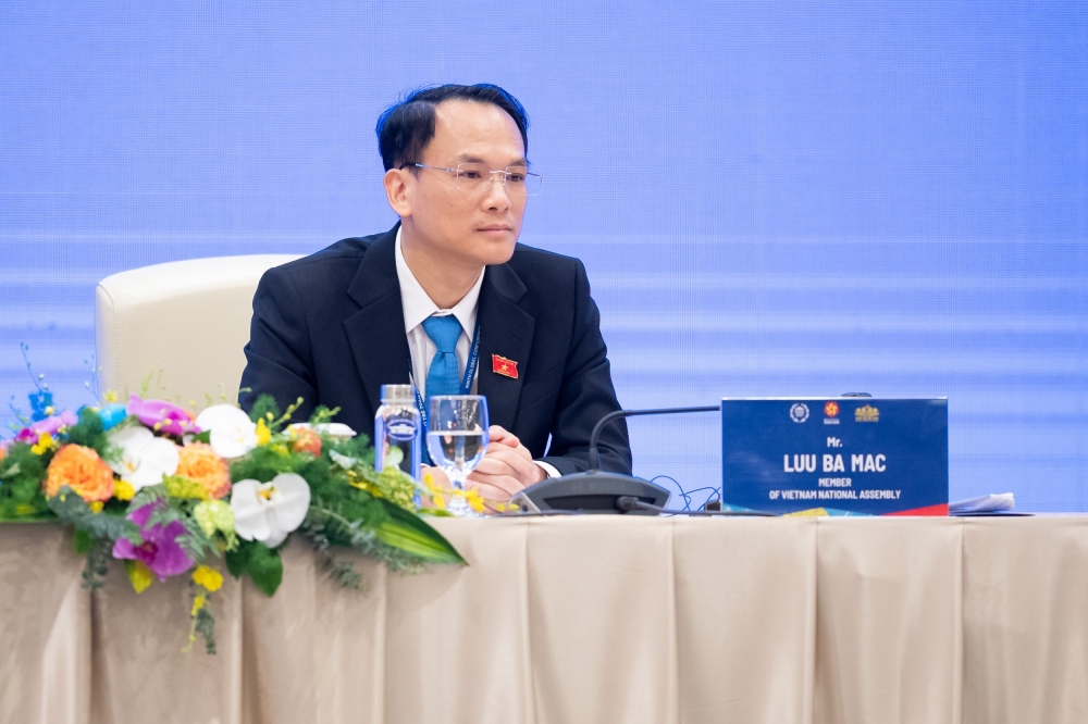 Đại biểu Quốc hội Lưu Bá Mạc
