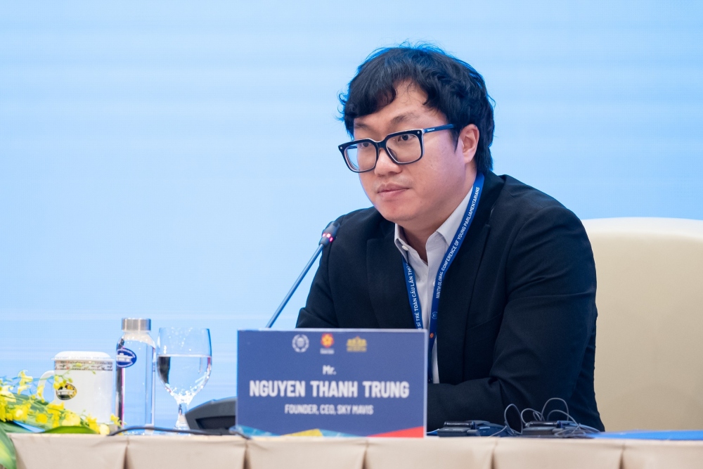 Ông Nguyễn Thành Trung phát biểu tại phiên thảo luận về đổi mới sáng tạo và khởi nghiệp