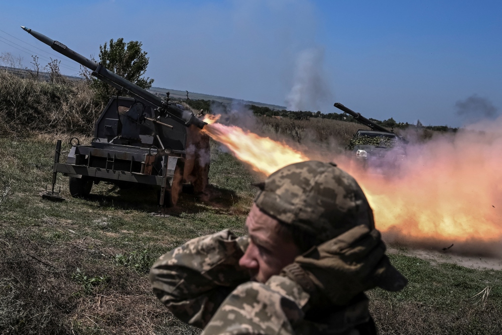 Giao tranh ở Ukraine. Ảnh: Reuters