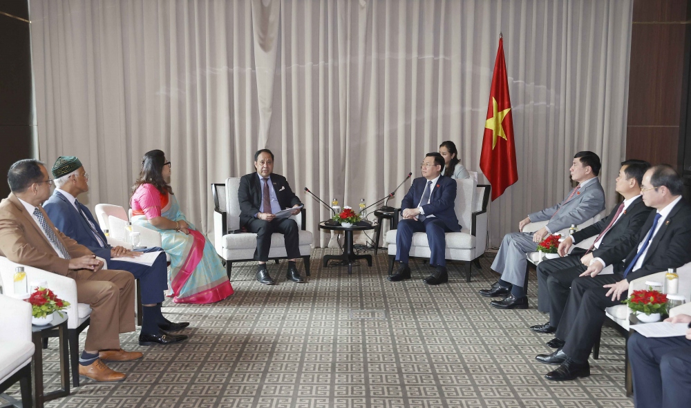 Chủ tịch Quốc hội tiếp Phó Chủ tịch Liên đoàn các Phòng Thương mại và Công nghiệp Bangladesh