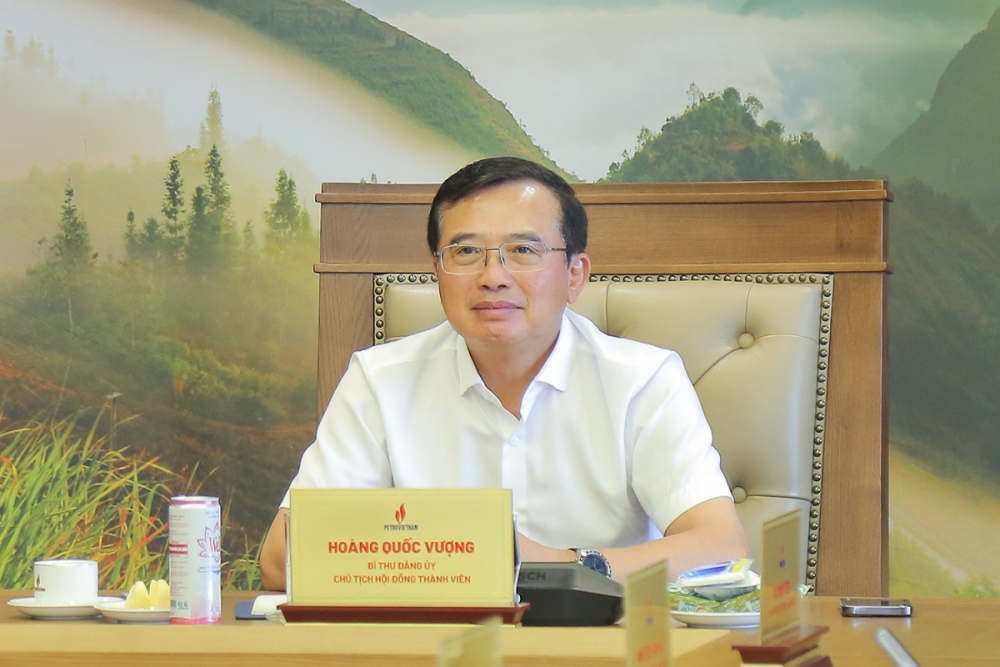 Chủ tịch HĐTV Petrovietnam Hoàng Quốc Vượng phát biểu chỉ đạo