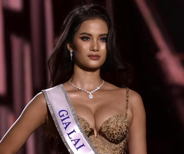 Á hậu 1 Hương Ly thừa nhận cô buồn khi không đăng quang Miss Universe Vietnam 2023, đồng nghĩa với việc mất cơ hội đại diện Việt Nam dự thi Miss Universe năm nay tại El Salvador.