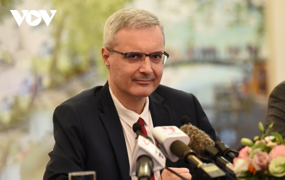 Đại sứ Cộng hòa Pháp tại Việt Nam - ông Nicolas Warnery. Ảnh: Thi Uyên