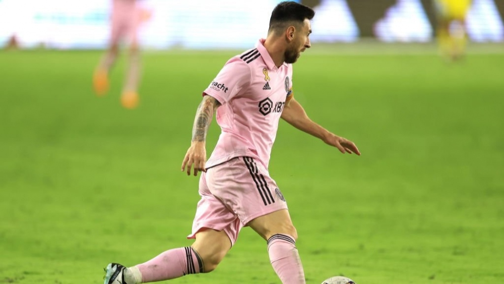 Siêu sao Lionel Messi là một trong những người tập trung muộn ở ĐT Argentina. 