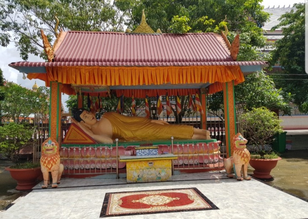 A reclining Buddha statue at Chen Kieu pagoda (Photo: Ngoc Anh)