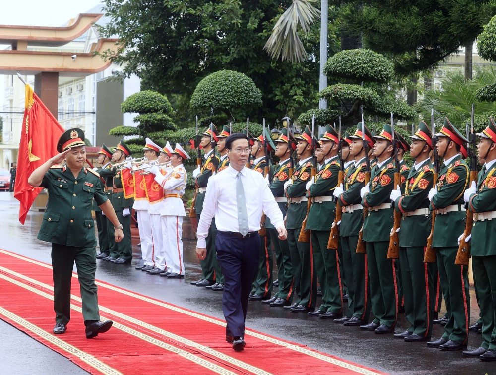 Chủ tịch nước Võ Văn Thưởng duyệt Đội danh dự