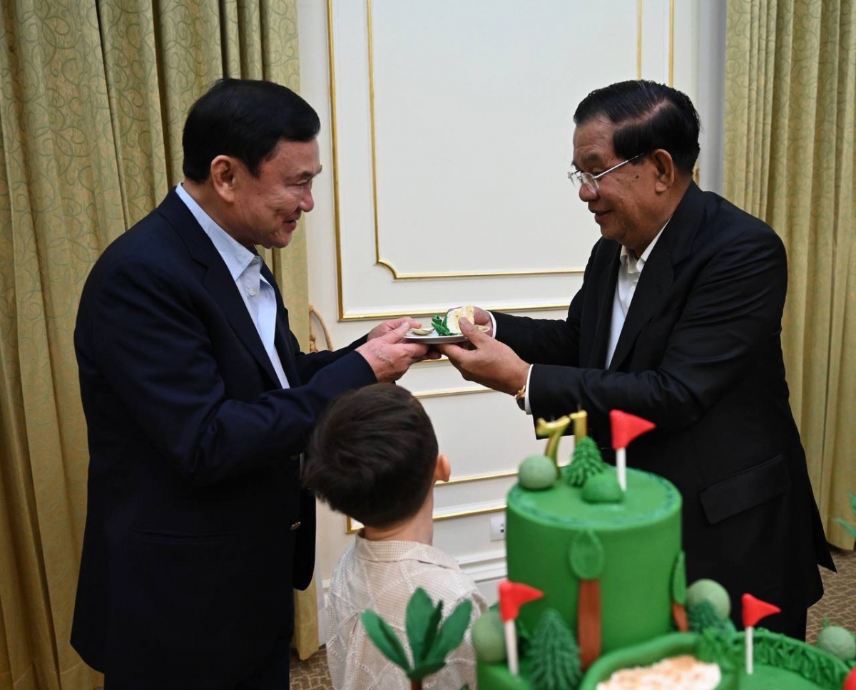 Cựu Thủ tướng Thái Lan Thaksin và cựu Thủ tướng Hun Sen - ảnh telegram cựu Thủ tướng Hun Sen.