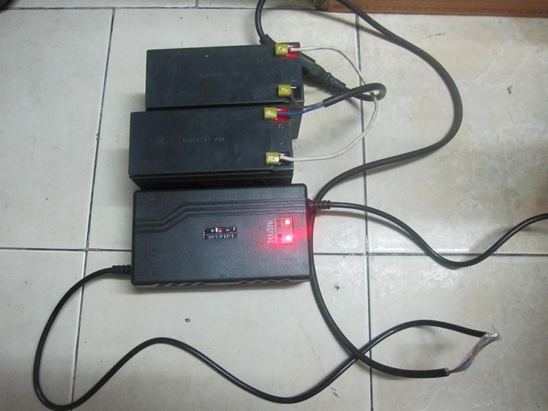 Việc cắm sạc qua đêm là hoàn toàn không nên (Ảnh minh họa: KT)
