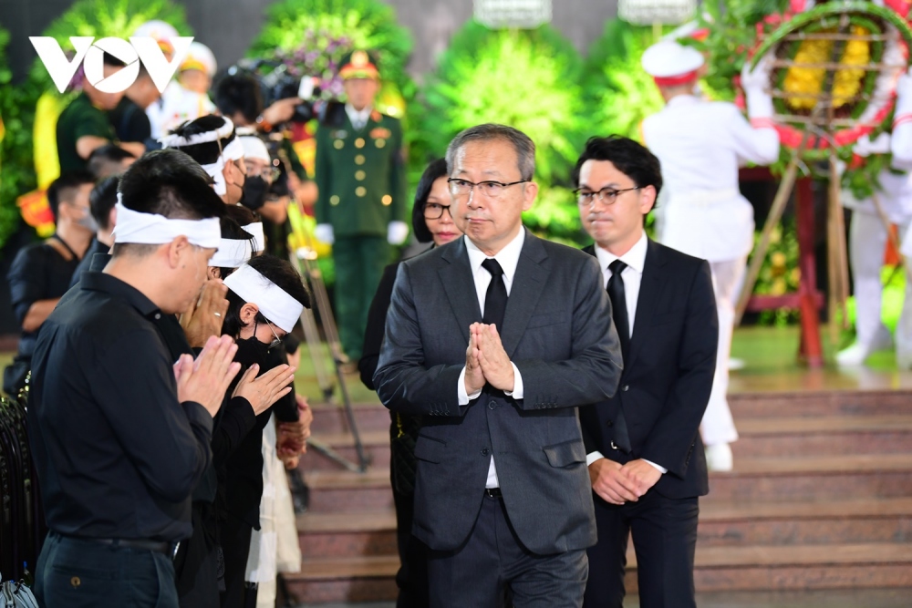 Một trong những dấu ấn trong sự nghiệp của Thượng tướng Nguyễn Chí Vịnh, nguyên Thứ trưởng Bộ Quốc phòng là tăng cường hợp tác quốc tế, đối ngoại quốc phòng giữa Quân đội Nhân dân Việt Nam và các nước trên thế giới. 