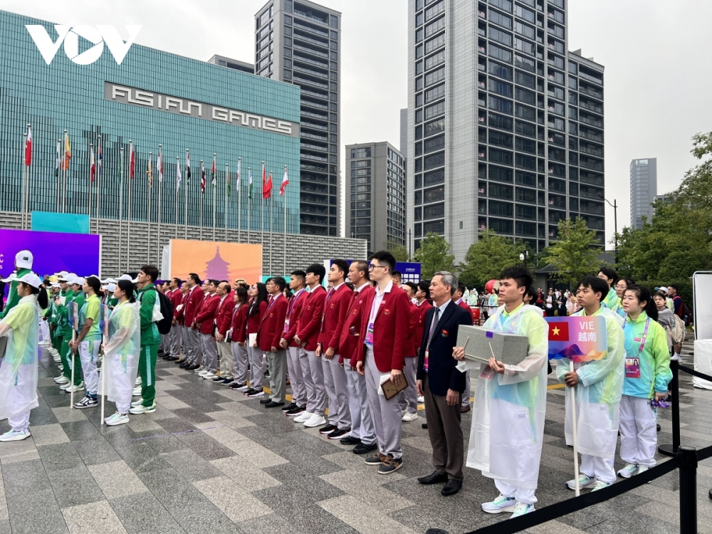 The flag raising event marks the official presentation of all sports teams at the largest sporting competition in the continent.