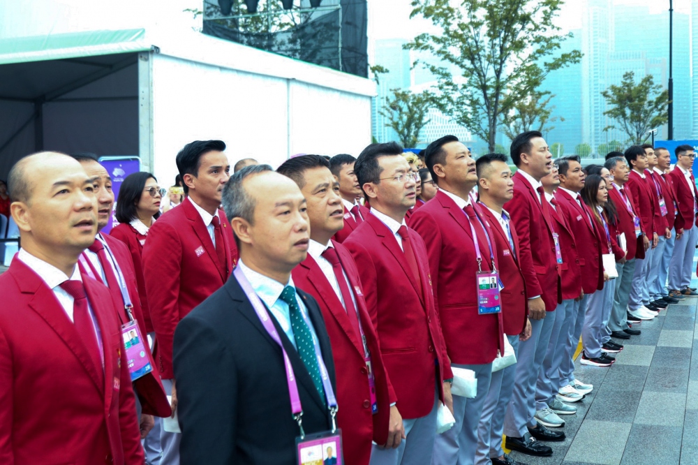 Vietnamese athletes aim to take home between 2-5 gold medals, pinning hopes on 4x400m athletics, swimming and rowing. Other potential sports where local athletes may enjoy success include boxing, sepak takraw, shooting, archery, and karate.