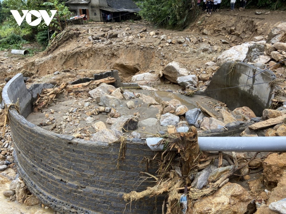 Sudden flash floods also sweep away all or the salmon and sturgeon being raised locally, along with many other people's properties.