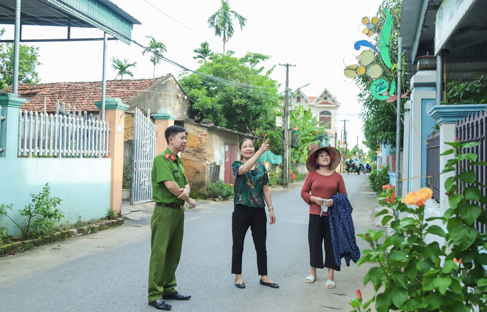 Hệ thống camera an ninh được lắp đặt dọc các tuyến đường, điểm giao cắt quan trọng giúp khu phố 5 tăng cường hiệu quả đảm bảo ANTT