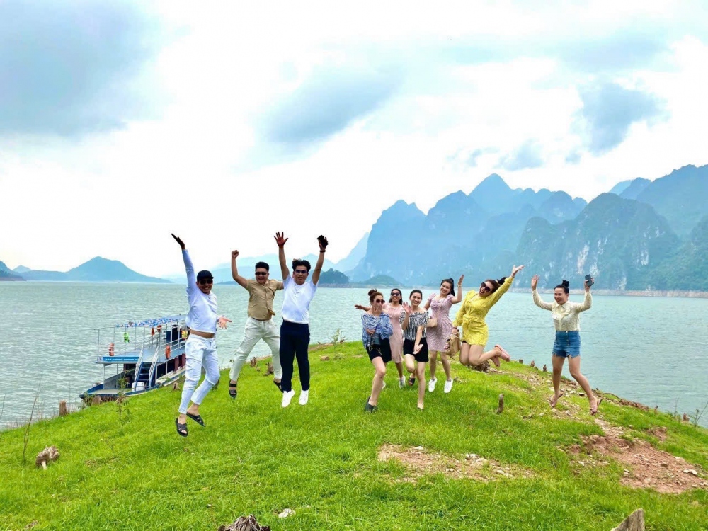 Công ty Cổ phần du lịch Quỳnh Nhai Travel đã có doanh thu bình quân 4-5 tỷ đồng mối năm 