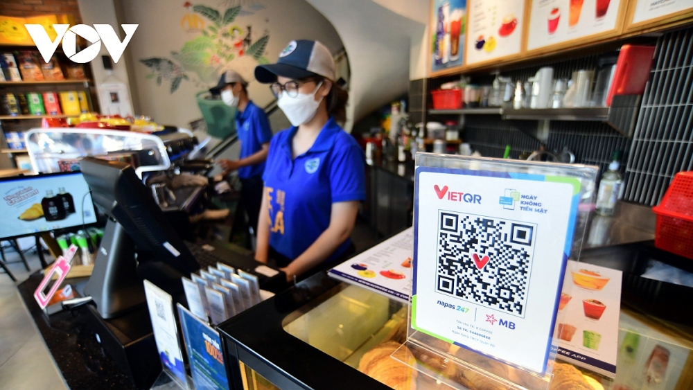 Thanh toán bằng QR code đang phổ biến tại Việt Nam