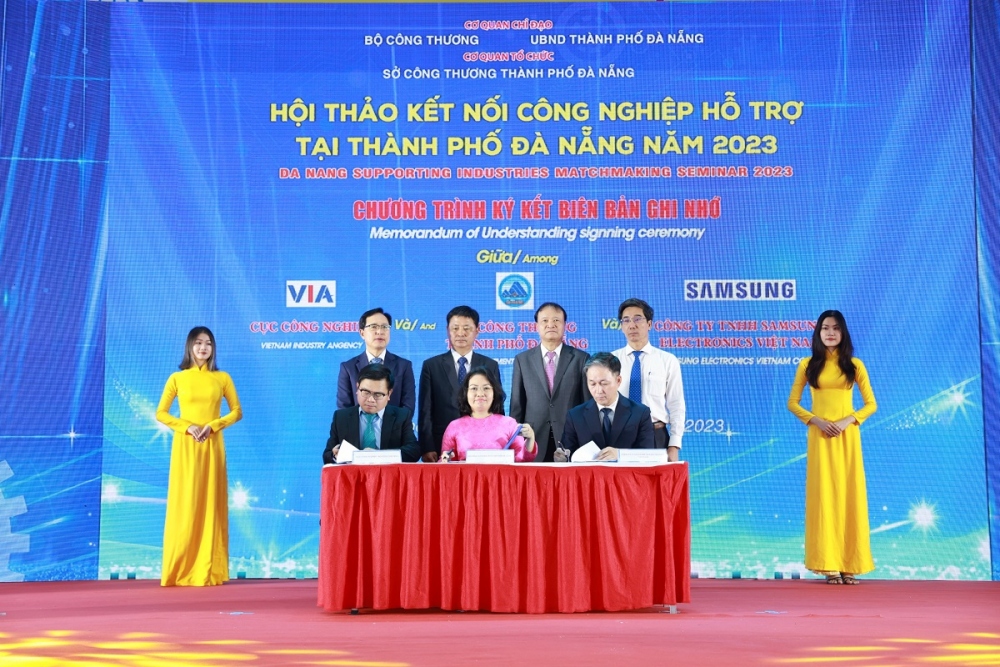 Lễ Ký kết Biên bản ghi nhớ Dự án hỗ trợ phát triển nhà máy thông minh tại TP.Đà Nẵng và khu vực miền Trung