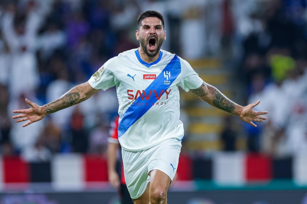 5. Tiền đạo Aleksandar Mitrovic chuyển từ Fulham tới Al Hilal với giá 52,6 triệu Euro