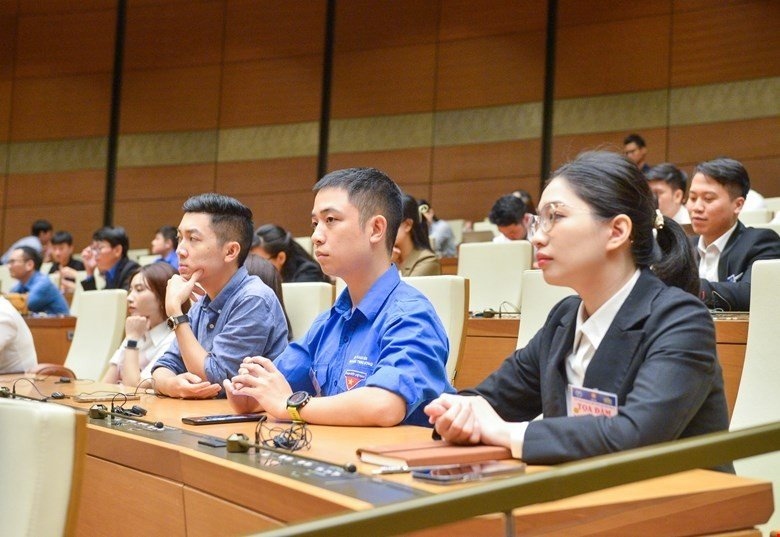 Đại biểu dự tọa đàm