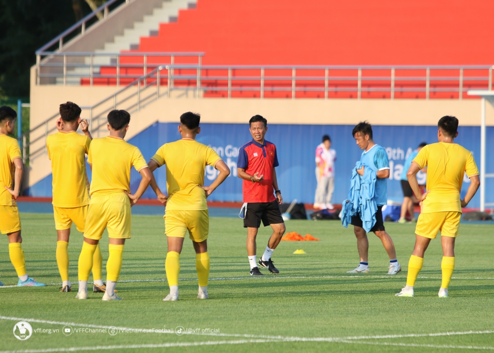 Olympic Việt Nam sẵn sàng cho trận gặp Olympic Mông Cổ (Ảnh: VFF)