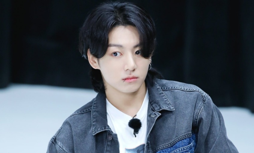 Jungkook BTS bất lực khi fan cuồng liên tục ship đồ ăn đến tận nhà.