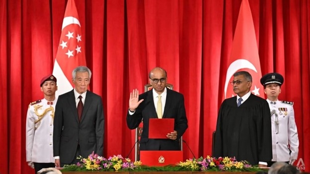Ông Tharman Shanmugaratnam tuyên thệ nhậm chức Tổng thống tại Dinh Tổng thống Istana vào hôm 14/9/2023. (Ảnh: CNA/Jeremy Long)