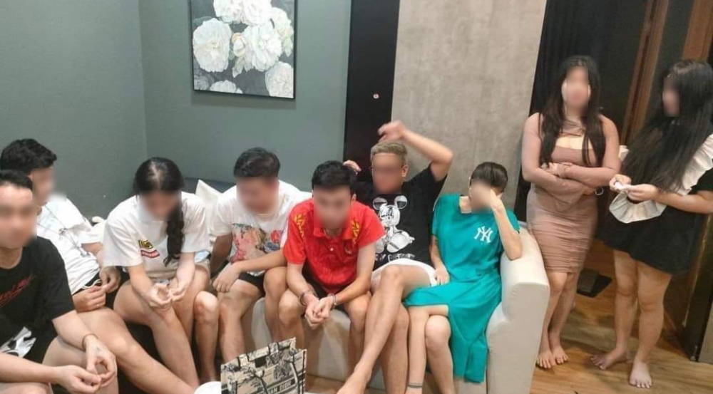 Nhóm nam nữ bị bắt quả tang sử dụng ma túy trong căn hộ chung cư