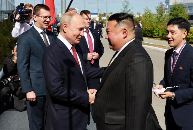 Tổng thống Nga Putin và lãnh đạo Triều Tiên Kim Jong Un. Ảnh: CBS News