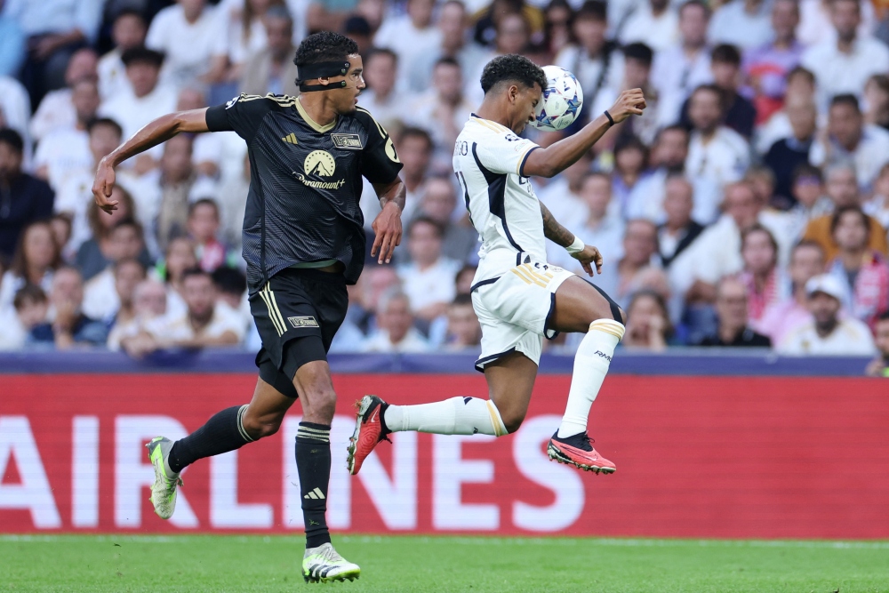 Trái bóng 2 lần tìm tới cột dọc khung thành Union Berlin sau các pha dứt điểm của Joselu và Rodrygo.