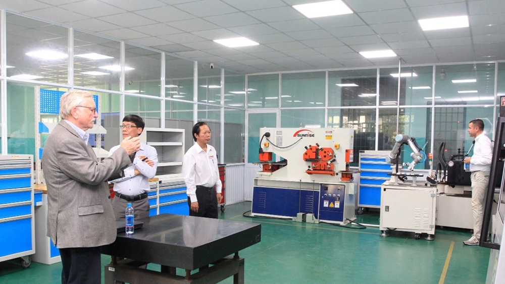 Trường Cao đẳng Việt Nam-Singapore đang góp sức xây dựng thành phố mới Bình Dương (Ảnh: TL)