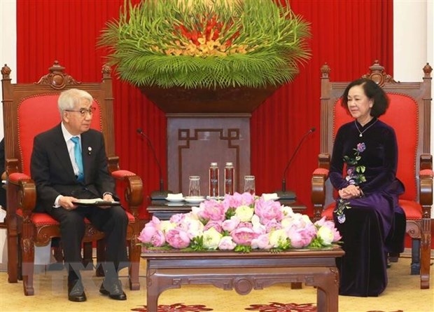 Bà Trương Thị Mai, Ủy viên Bộ Chính trị, Thường trực Ban Bí thư, Trưởng Ban Tổ chức Trung ương tiếp Chủ tịch Thượng viện Nhật Bản Otsuji Hidehisa. (Ảnh: Phương Hoa/TTXVN)