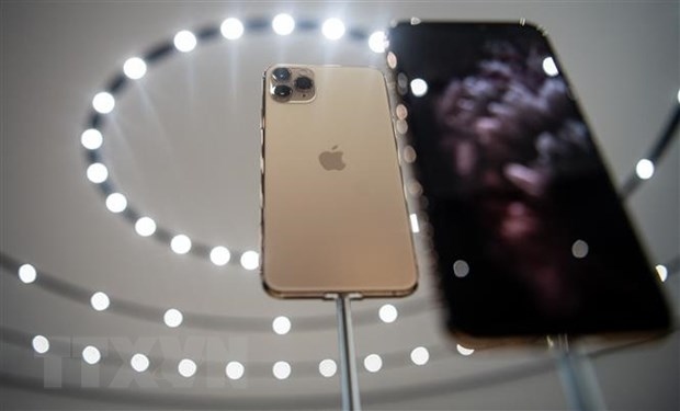 Bỉ xem xét rủi ro sức khỏe tiềm ẩn của iPhone 12 (Ảnh minh họa: TTXVN)