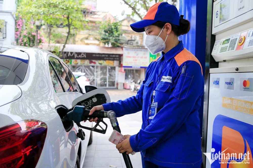 Quỹ Bình ổn giá xăng dầu đến hết tháng 6/2023 còn hơn 7.400 tỷ đồng (Ảnh minh họa: Vietnamnet)