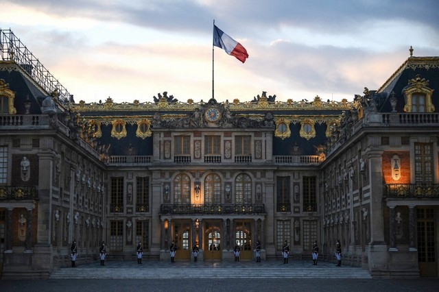 Cung điện Versailles, địa điểm thu hút khách tham quan của Pháp. Ảnh: AFP