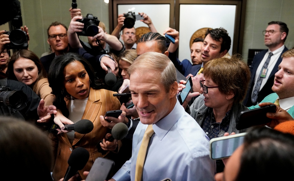 Ông Jim Jordan trả lời phỏng vấn tại Capitol Hill, Washington, Mỹ. Nguồn: Reuters