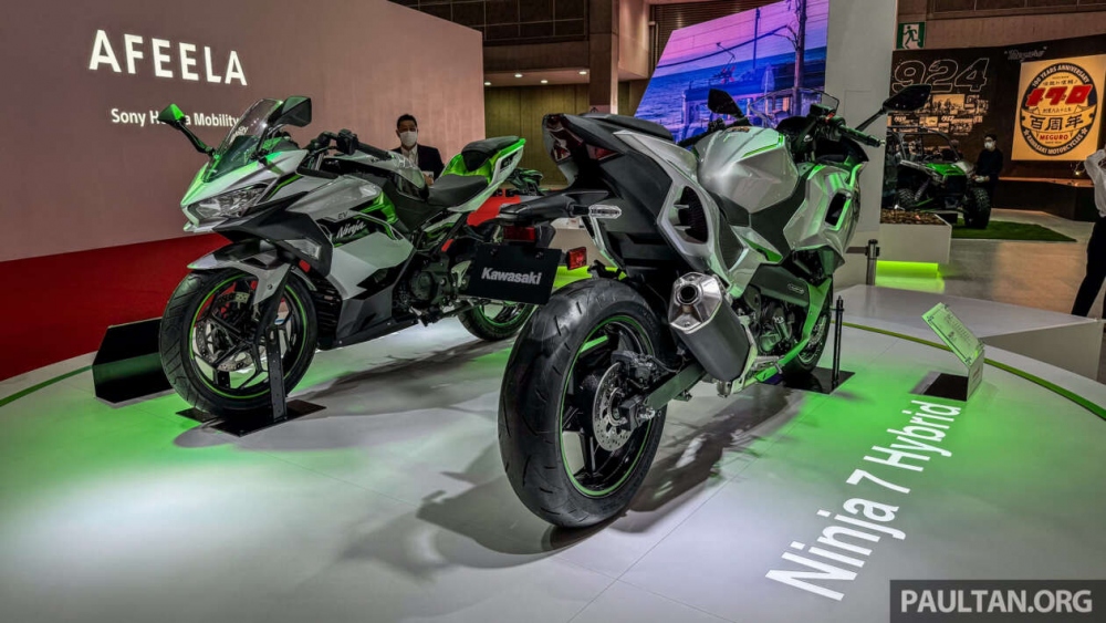 Chiêm ngưỡng Kawasaki Ninja 7 Hybrid 2024 tại Triển lãm Di động Nhật Bản