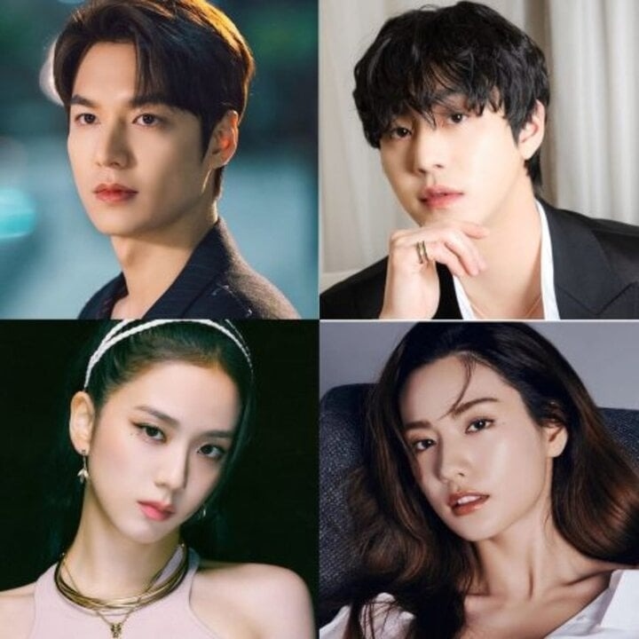 Ngày 24/10, truyền thông Hàn Quốc đưa tin Jisoo (BlackPink) sẽ đảm nhận một vai diễn chủ chốt trong bộ phim Omniscient Reader (tạm dịch: Toàn trí độc giả). Truyền thông cũng tiết lộ dàn diễn viên Lee Min Ho, Ahn Hyo Seop và Nana (After School) sẽ góp mặt trong phim. 