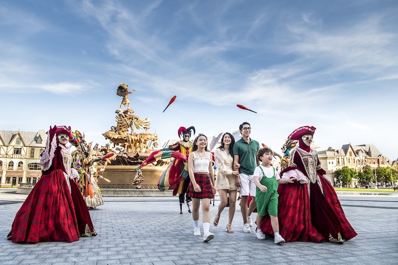 Bắc đảo Phú Quốc náo nhiệt không ngừng nghỉ với hàng trăm show diễn, hoạt động vui chơi, giải trí xuyên ngày đêm