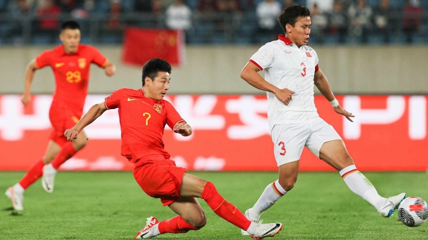 Vietnam concede their first defeat to China under the reign of French expert Philippe Troussier.