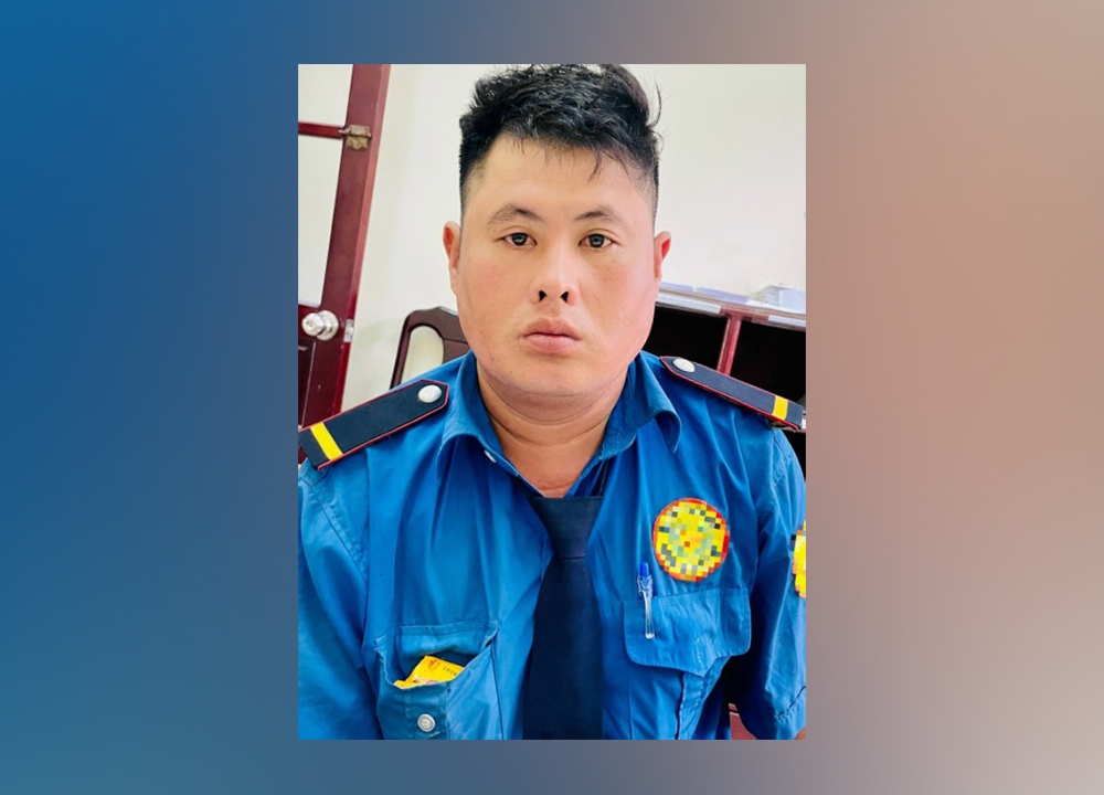 Đối tượng Lê Minh Tuấn bị tạm giữ.