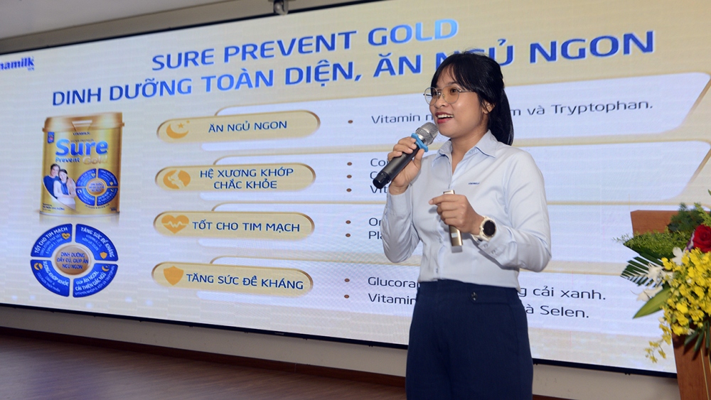 Đại diện Vinamilk chia sẻ về kết quả nghiên cứu lâm sàng của sản phẩm Vinamilk Sure Prevent Gold trên các bệnh nhân của Bệnh viện Chợ Rẫy